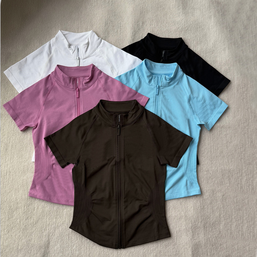 Nologo Dynam Short Sleeve Zipp - огляд і ціна Pilates Yoga Fit